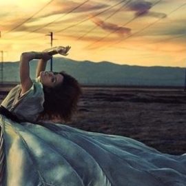 CreativeLive – Fine Art vs Fashion – Brooke Shaden, Lindsay Adler