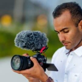 Learn to Make Exciting and Authentic Travel Vlogs – A Beginner’s Guide