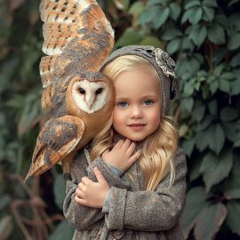 Elena Mikhailova – Girl with Owl (English)